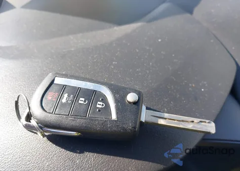 2022 Toyota Corolla Le z USA, uszkodzony, nr VIN 5YFEPMAE4NP348027